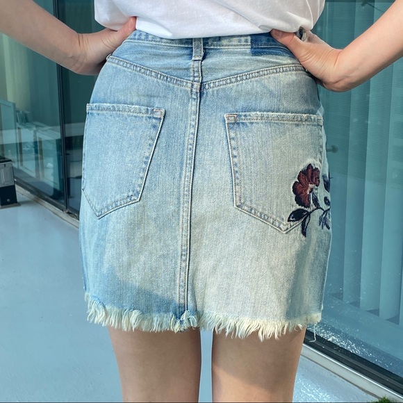 Abercrombie & Fitch Jean Skirt - Picture 3 of 4